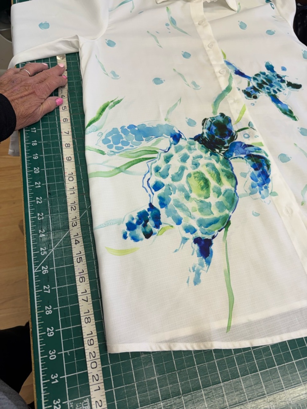 White Button-Down Shirt with Blue-Green Turtle Print - Picture 12 of 12